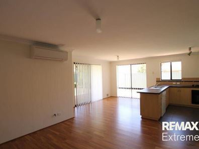 4 Adelong Circuit, Merriwa WA 6030