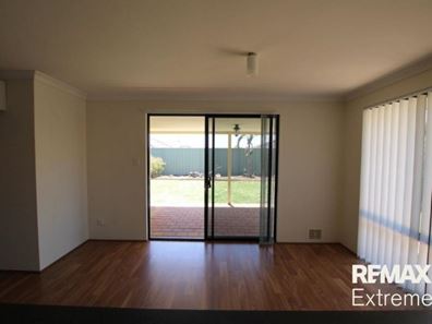 4 Adelong Circuit, Merriwa WA 6030