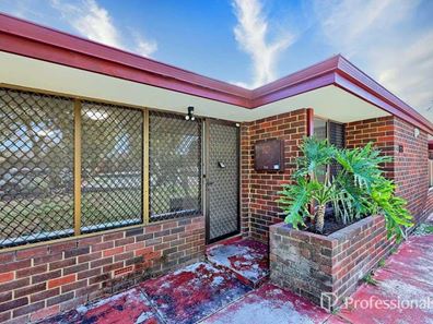 18 Tarata Way, Forrestfield WA 6058