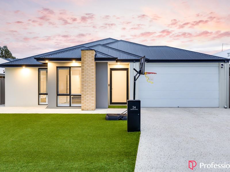 24 Capricorn Crescent, Bennett Springs