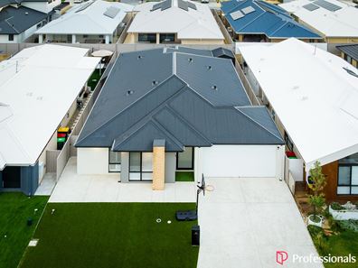 24 Capricorn Crescent, Bennett Springs WA 6063