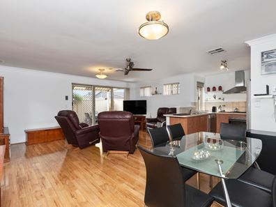 6/17 Bert Street, Gosnells WA 6110