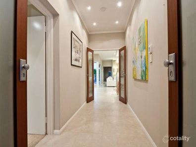 8 Bullrush Street, Gwelup WA 6018