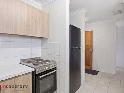 2 Casey Court, Kingsley WA 6026