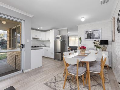 4 Palm Court, Eaton WA 6232