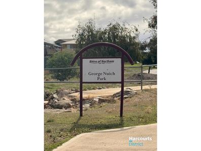 33 Wood Drive, Northam WA 6401