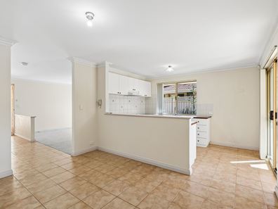 33 Blenny Close, Cannington WA 6107