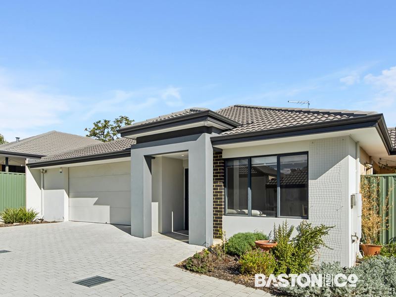 2/33 Boundary Road, St James WA 6102