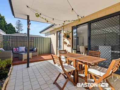 2/33 Boundary Road, St James WA 6102