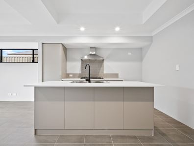 62 Toovey Road, South Yunderup WA 6208