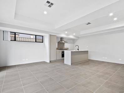 62 Toovey Road, South Yunderup WA 6208