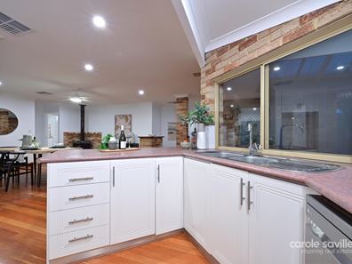 6 Oakland Close, Woodvale WA 6026