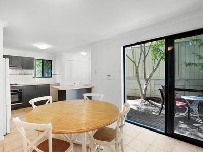 4B Cornelian Street, Scarborough WA 6019