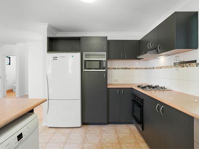4B Cornelian Street, Scarborough WA 6019