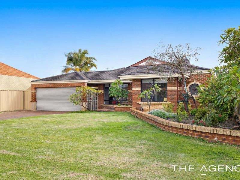 86 Brenchley Drive, Atwell WA 6164