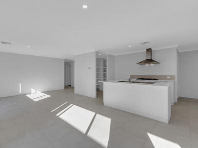 11 Deauville Approach, Madora Bay WA 6210