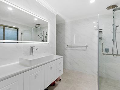 11  Mariana Close, Maddington WA 6109