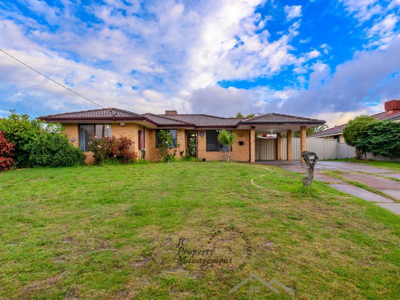 14 Rangeview Court, Maddington WA 6109