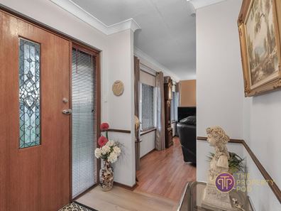 10 Bamshill Place, Thornlie WA 6108
