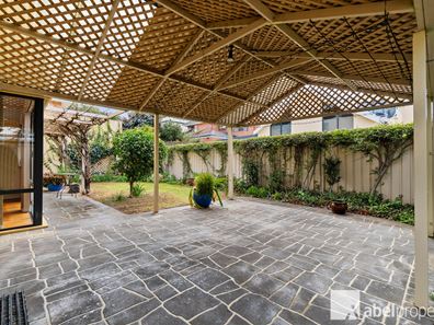 17 Caladenia Parade, Mount Claremont WA 6010