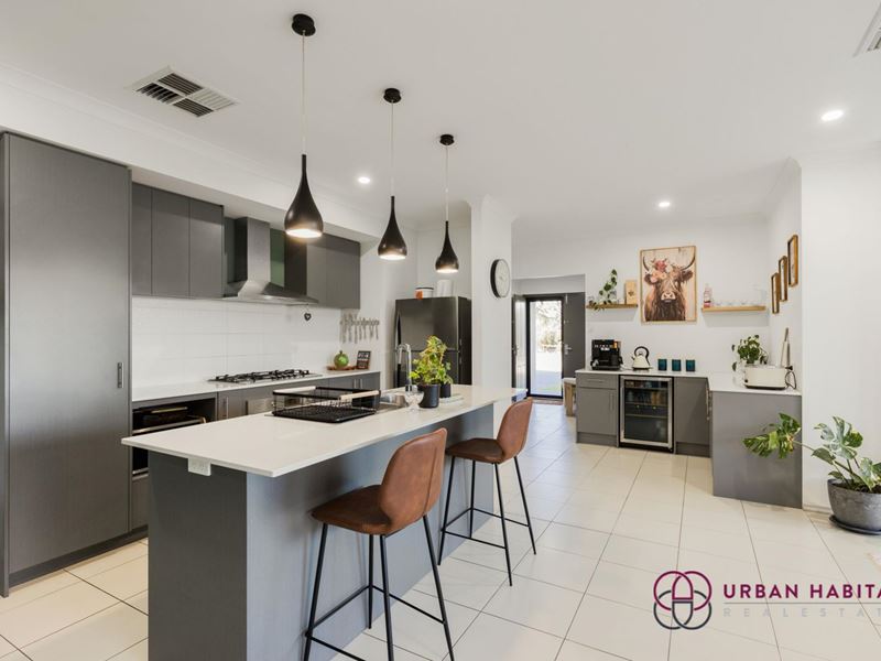 50 Cassowary Chase, Wandi WA 6167