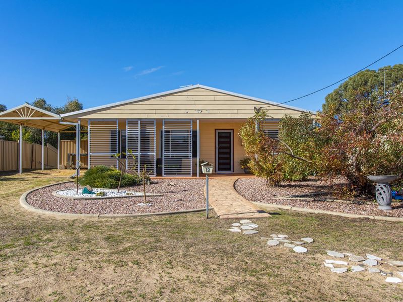 12 Fanning Way, Singleton WA 6175