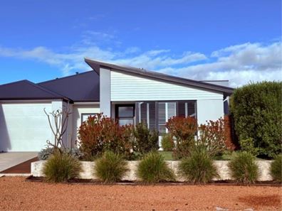 58 Ballyneal Loop, Dunsborough WA 6281