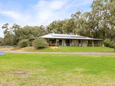 14 Delta Court, Darling Downs WA 6122