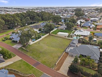 3 Gillen Chase, Lakelands WA 6180