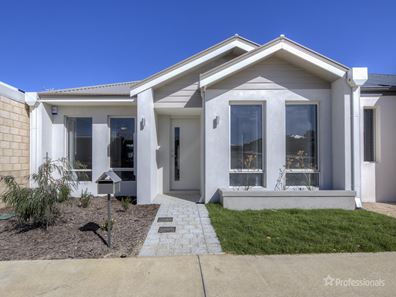 41 Cowaramup Loop, Two Rocks WA 6037