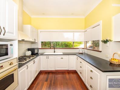 2 Ingoldby Street, Mount Barker WA 6324