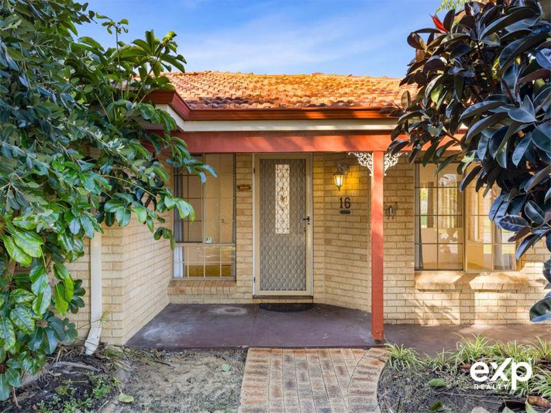 16 Dior Place, Greenfields