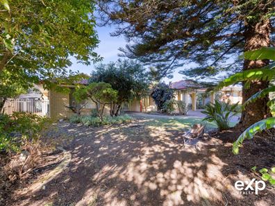 16 Dior Place, Greenfields WA 6210