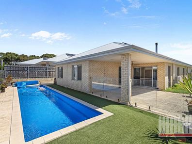 76 Seaside Avenue, Yanchep WA 6035