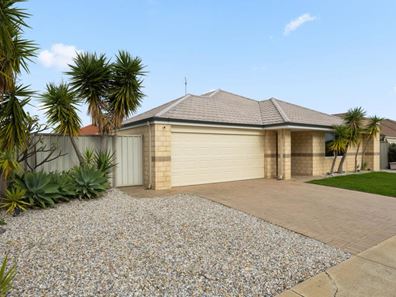 19 Carcione Avenue, Secret Harbour WA 6173