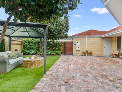 23 Belhaven Terrace, Quinns Rocks WA 6030