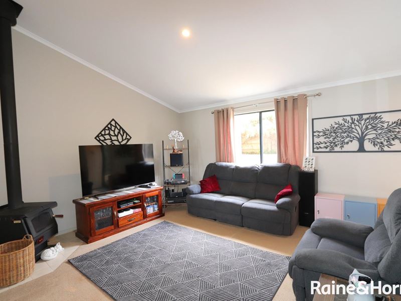 2/15 Scotsdale Road, Denmark WA 6333