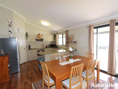 2/15 Scotsdale Road, Denmark WA 6333
