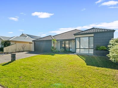 19 Catalina Drive, Lakelands WA 6180