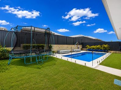 30 Pandora Drive, Jindalee WA 6036