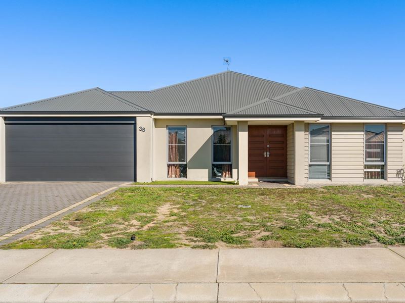 38 Diamond Gardens, Wellard WA 6170