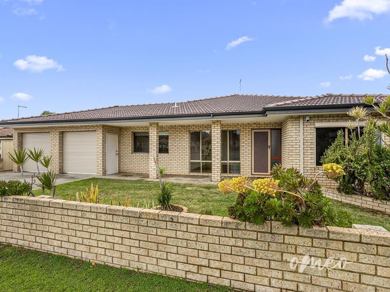 482 Rockingham Road, Lake Coogee WA 6166