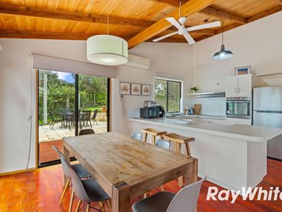 9 Chalet Vale, Preston Beach WA 6215