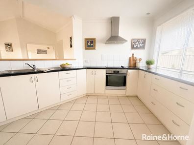 19 Springfield Street, West Beach WA 6450