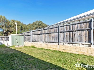 1 Carbon Street, Yanchep WA 6035