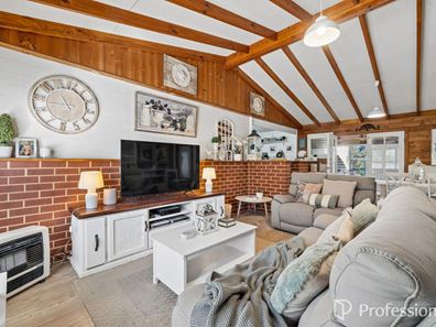 62A Linton Street North, Byford WA 6122