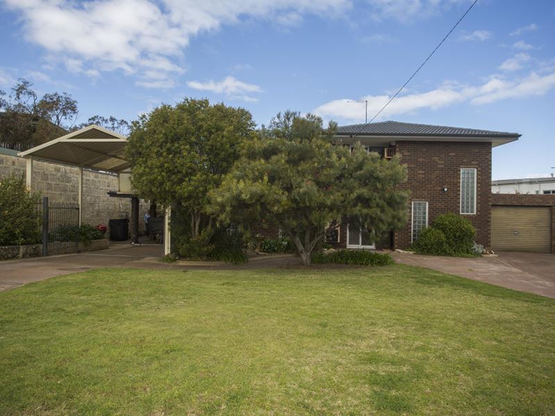 4 Dowse Court, Coogee WA 6166