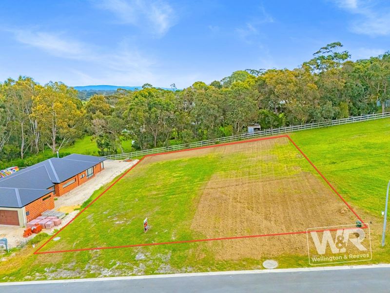 69 Greyhound Circle, Gledhow WA 6330