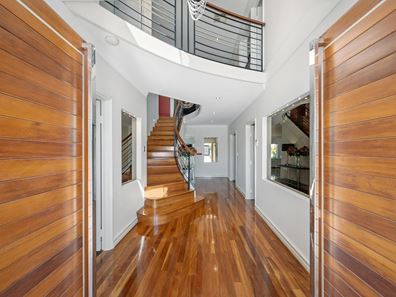 18 Novara Way, Stirling WA 6021