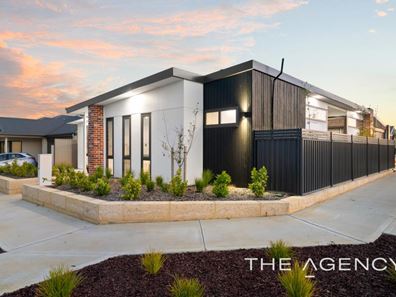 42 Ainsworth Crescent, Mandogalup WA 6167